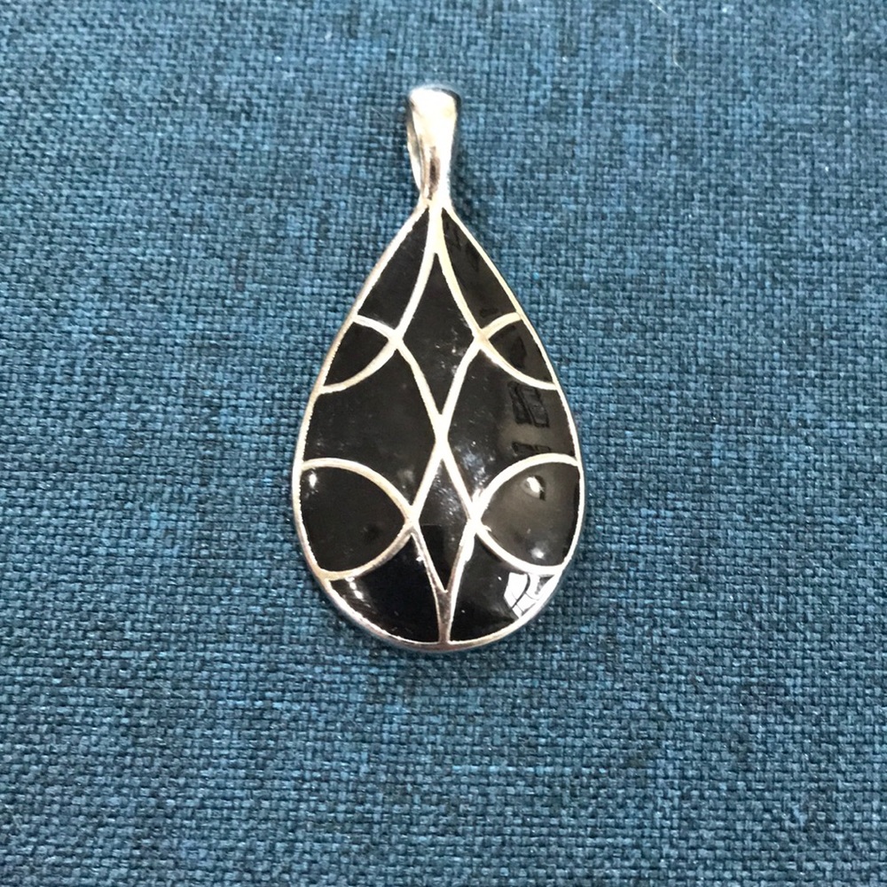 Lia Sophia Necklace Pendant